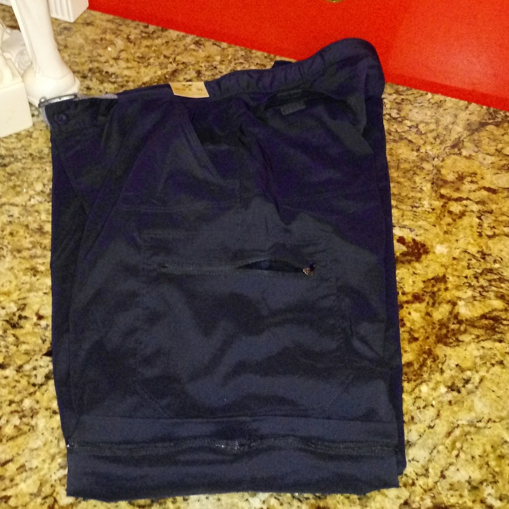 Outdoor Living Convertible Pants - Picture 7 of 7